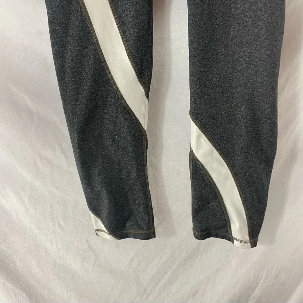 Gapfit gfast Capri workout capris - Picture 8 of 12